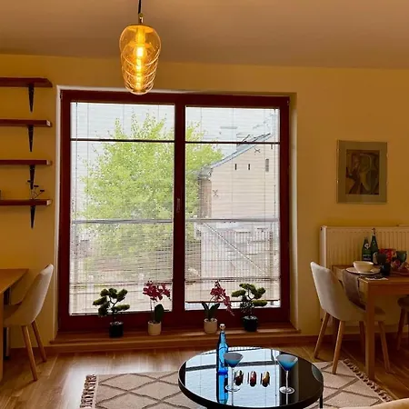 Cozy In The Heart Of Old Prague, Walking Distance To The Old Town, Zoo, Prague Park And National Stadium * Варшава