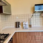Apartment Cozy In The Heart Of Old Prague, Walking Distance To The Old Town, Zoo, Prague Park And National Stadium *