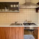 Apartment Cozy In The Heart Of Old Prague, Walking Distance To The Old Town, Zoo, Prague Park And National Stadium Warschau