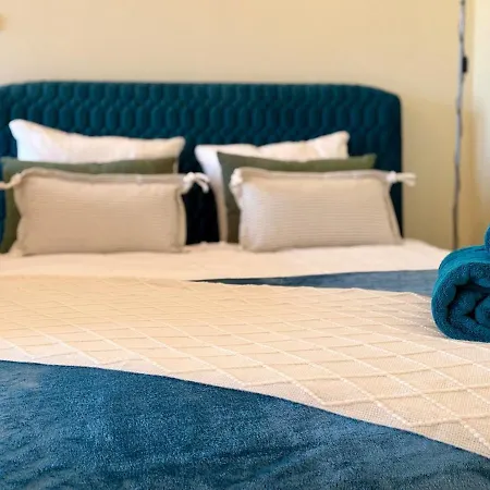 Cozy In The Heart Of Old Prague, Walking Distance To The Old Town, Zoo, Prague Park And National Stadium * Warschau