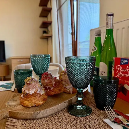 Cozy In The Heart Of Old Prague, Walking Distance To The Old Town, Zoo, Prague Park And National Stadium