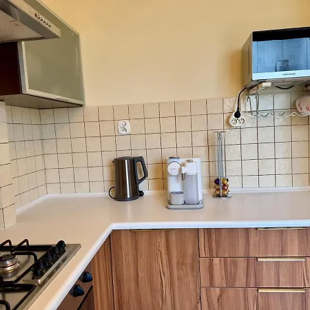 شقة Cozy In The Heart Of Old Prague, Walking Distance To The Old Town, Zoo, Prague Park And National Stadium *