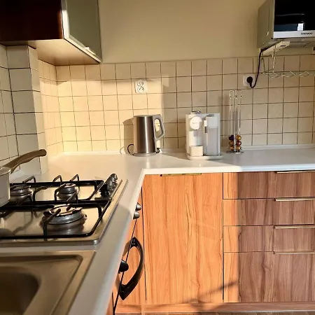 Cozy In The Heart Of Old Prague, Walking Distance To The Old Town, Zoo, Prague Park And National Stadium * وارسو